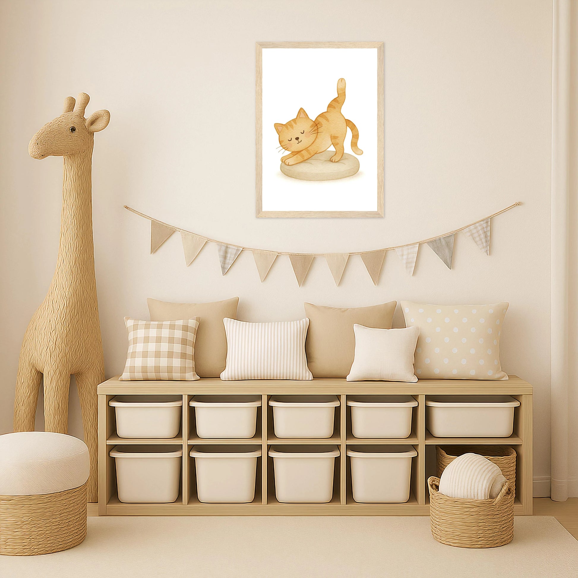 Kira die Katze - Motiv: "Yoga" Poster mit Holzrahmen von tinylearner