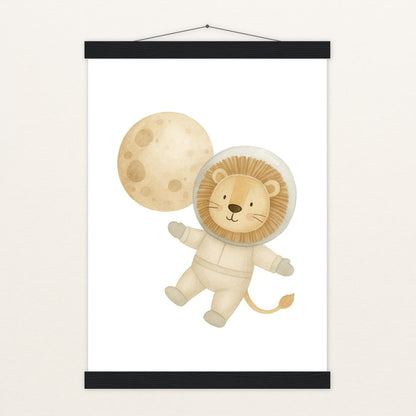 Leo der Löwe - Motiv: "Astronaut" Poster mit Leisten von tinylearner