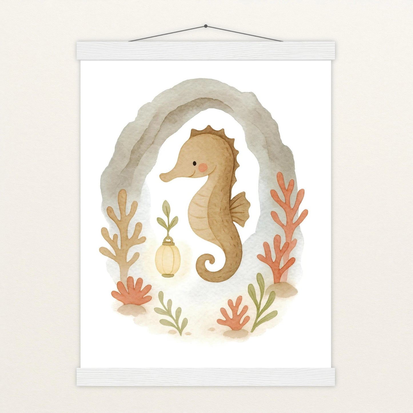 Suri das Seepferdchen - Motiv: "Höhle" Poster mit Leisten von tinylearner