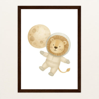 Leo der Löwe - Motiv: "Astronaut" Poster mit Holzrahmen von tinylearner