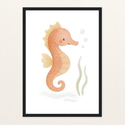 Suri das Seepferdchen Poster mit Holzrahmen von tinylearner