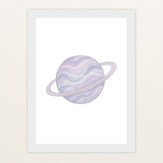 Planet Poster mit Holzrahmen von tinylearner