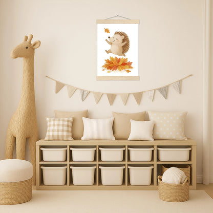 Iggi der Igel - Motiv: "Laub" Poster mit Leisten von tinylearner