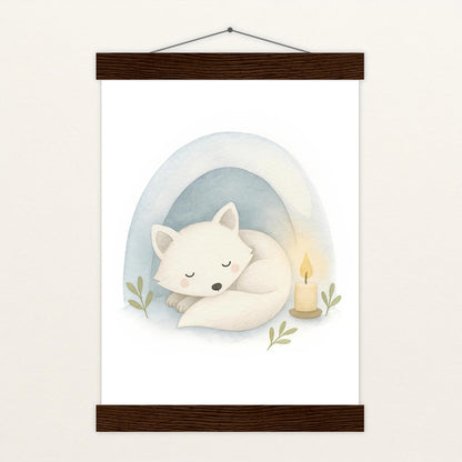 Pino der Polarfuchs - Motiv: "Schneehöhle" Poster mit Leisten von tinylearner