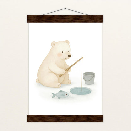 Pummel der Polarbär - Motiv: "Angeln" Poster mit Leisten von tinylearner