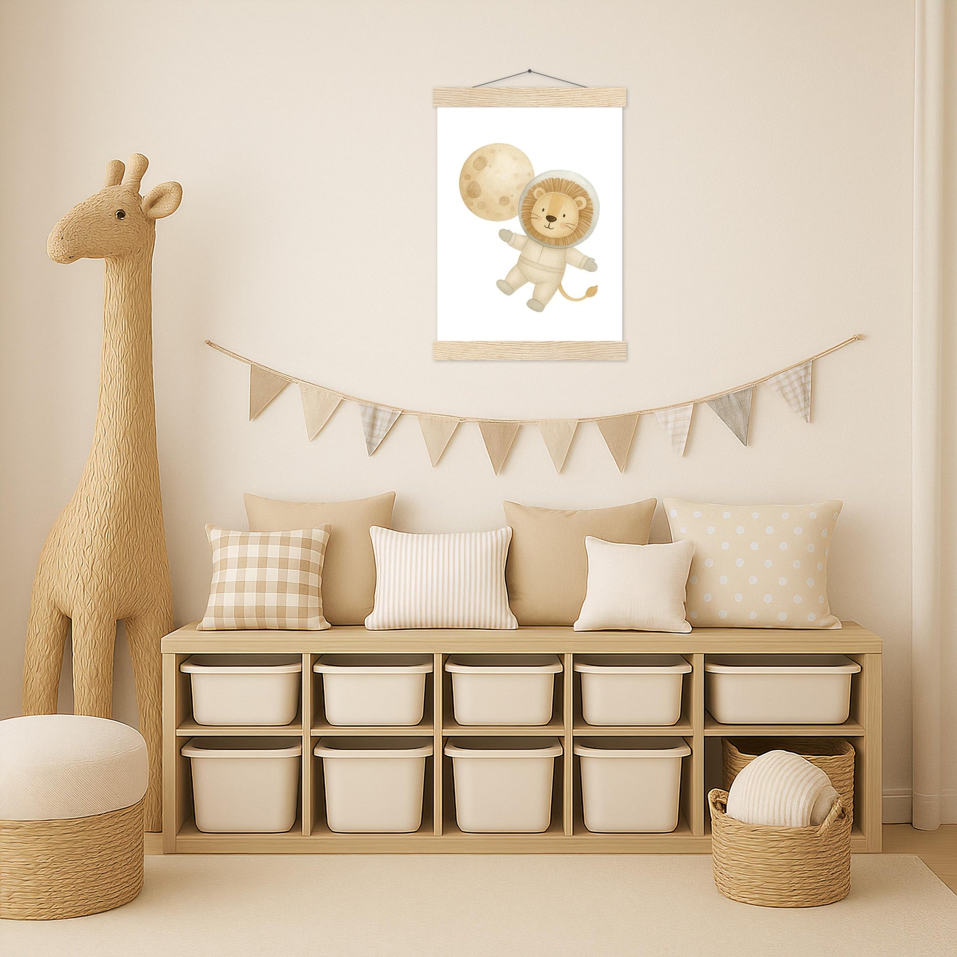 Leo der Löwe - Motiv: "Astronaut" Poster mit Leisten von tinylearner