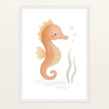 Suri das Seepferdchen Poster mit Holzrahmen von tinylearner