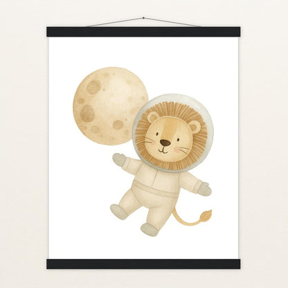 Leo der Löwe - Motiv: "Astronaut" Poster mit Leisten von tinylearner