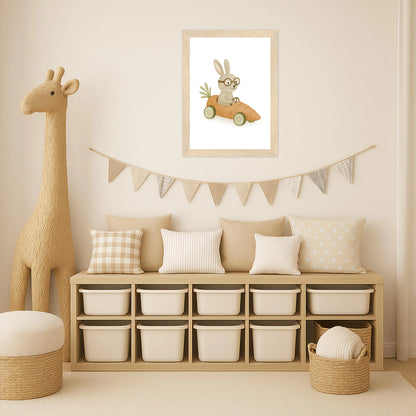 Holly der Hase - Motiv: "Rennmöhre" Poster mit Holzrahmen von tinylearner